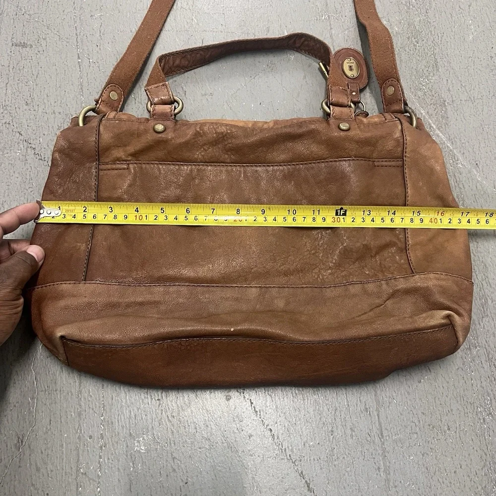Fossil Leather Satchel Crossbody Bag Cognac Brown Brass Turnlock Key Charm Purse